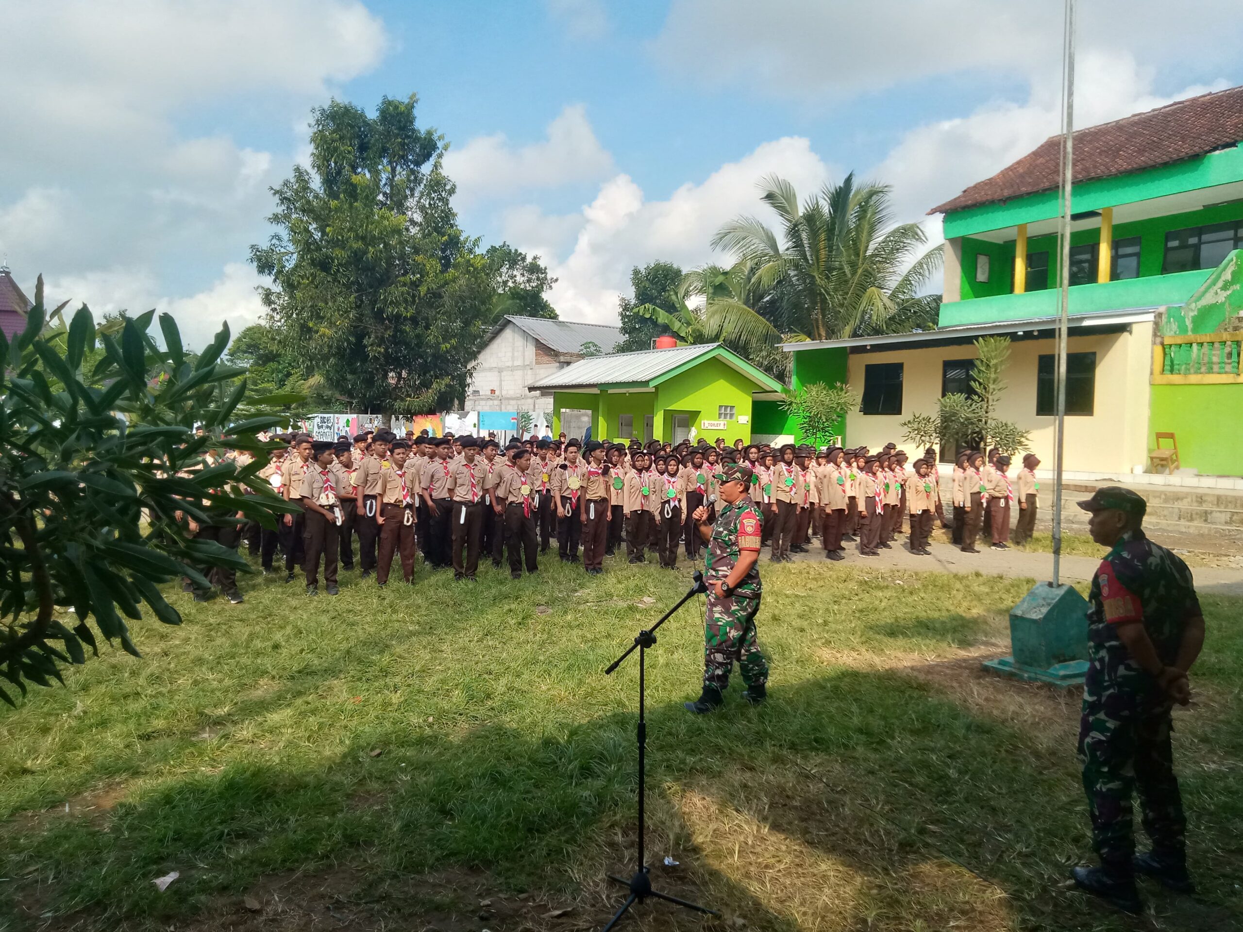 SMA Ma'arif NU Karanganyar (2)