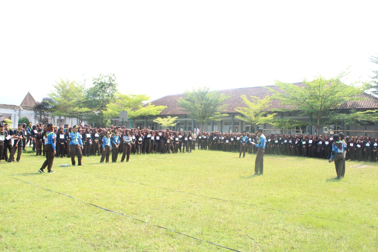 SMK N 1 Karanganyar (2)