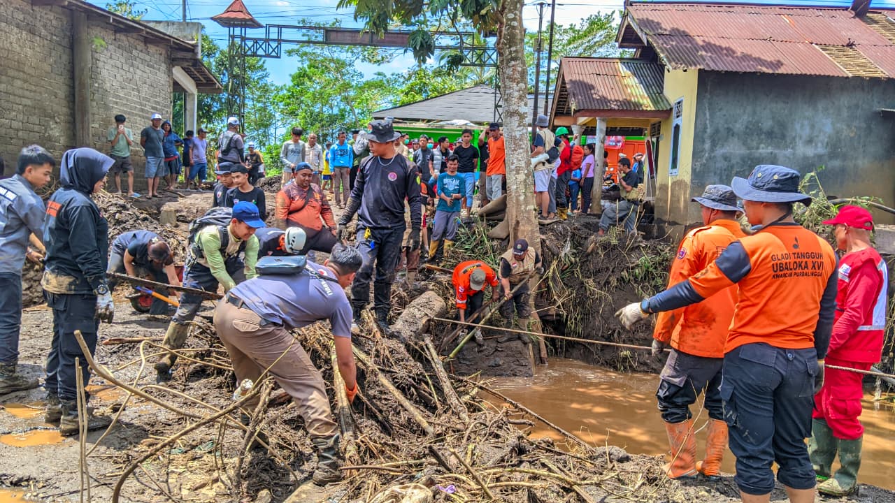 Banjir Bandang Sangkanayu (8)